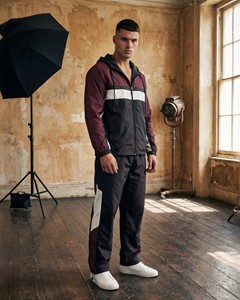 Conjunto Deportivo Impermeable con Capucha y Bloques de Color Sólido Unisex, Ligero, de Poliéster, con Cierre de Cordón, para Otoño - Product Image 4