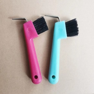 Cepillo de Goma Antideslizante con Mango Suave para Pezuñas de Caballo, Herramienta Profesional de Limpieza y Cuidado de Pezuñas - Product Image 2