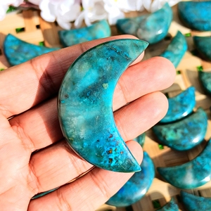 Chakralume - Cristal Natural de Crisocola en Forma de Luna Creciente, Tallado, Pulido, Piedra Curativa, Reiki, Meditación, Decoración Espiritual, Venta al por Mayor - Product Image 3
