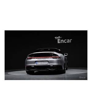 Porsche 911 Targa 4 GTS 2024 avec volant à gauche, sièges en cuir, caméra arrière - 10 718 km - Product Image 4