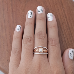 Anillo de Doble Banda con Circonita Cúbica de Corte Cuadrado en Oro de 18 Quilates Namivaa, Diseño de Flecha Geométrica para Mujer, Anillo de Lujo para Boda, Compromiso, Fiesta - Product Image 4