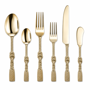 Nouvel ensemble de couverts de luxe en acier inoxydable avec poignée dorée minimaliste, comprenant cuillère, fourchette et couteau, pour la table à manger à domicile - Product Image 4