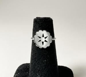Anillo de plata de ley 925 con diseño de dólar de arena, inspirado en el océano, hecho a mano, joyería náutica costera para mujer - Product Image 6