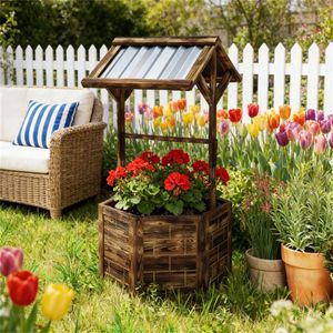 Fioriera a Forma di Pozzo dei Desideri in Legno Color Cuoio che Aggiunge un Tocco di Eleganza al Tuo Giardino - Product Image 1