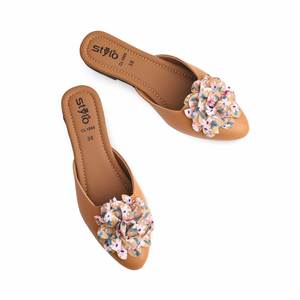 Mules décontractées beiges CL1866 Mules et sabots - Product Image 1