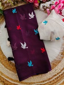 Sari de Fiesta Premium de Tela Suave Kota Doriya con Bordado Multihilo y Pallu, Blusa con Borlas de Algodón Pesado y Adornos de Hilo - Para Todas las Estaciones - Product Image 2