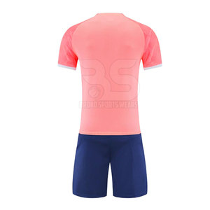 Conjunto de Uniforme de Fútbol para Hombre de Verano, Jersey y Pantalones Cortos Ligeros, Material Transpirable y Cómodo, Ideal para Partidos en Clima Cálido - Product Image 2