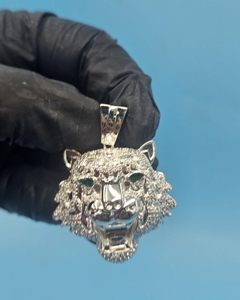 Joyería Hip Hop, Colgante de Cabeza de León de Plata de Ley 925, Colgante con Incrustaciones de Diamantes, Colgante Personalizado con Moissanita VVS, Colgante Estilo Rapper - Product Image 1