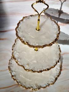 Eco-Friendly <b>Resin</b> Cake Stand & Dessert Serving Tray with Customizable Shape Durable for Parties - Product Image 2
