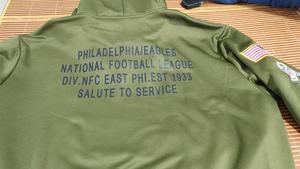 2025 Salut au service Sideline Standard Issue Olive Hoodie 32 Équipes Imprimer Sweat Réchauffant Hommes Football Sports Hoodies - Product Image 2