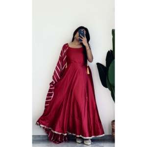 ชุดราตรีงานเลี้ยงสุดหรู ดีไซน์ขอบเสื้อสวยงาม เหมาะสำหรับใส่ไปเที่ยวคลับ - Product Image 2