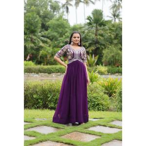 Vestido largo de diseñador para mujer con bordado Zari Lentejuelas Trabajo Faux Blooming para boda Fiesta Festival Wear Nueva colección Salwar - Product Image 1