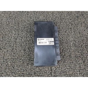 ECU และโมดูลคอมพิวเตอร์มือสองสำหรับรถยนต์ซีรีส์ 5 รุ่น 6135917607901 - Product Image 1