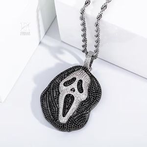 Colgante Personalizado de Ghostface con Diamantes de Laboratorio VVS en Blanco y Negro, Colgante de Personaje de Película, Joyería Hip Hop para Hombre - Product Image 3