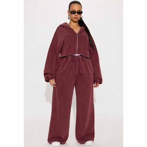 Ensemble de survêtement 2 pièces en molleton de coton délavé pour femme : sweat à capuche court zippé et pantalon de jogging extensible à manches longues - Product Image 5