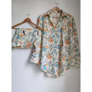 Ensemble coordonné pour femmes Birds of Paradise avec short, composé de deux pièces - Product Image 5