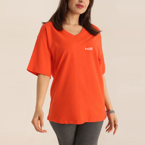 Camisetas de Mujer Hechas con Material 100% Poliéster, Estampadas, Estilo Moderno y a la Moda - Product Image 1