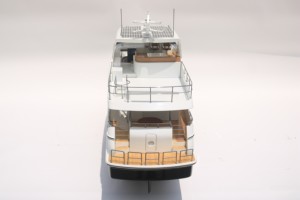 SELENE 60 OCEAN EXPLORER, Modelo de Yate Americano Moderno Hecho a Mano en Madera, Personalizado para Regalo Empresarial o Colección - Product Image 6