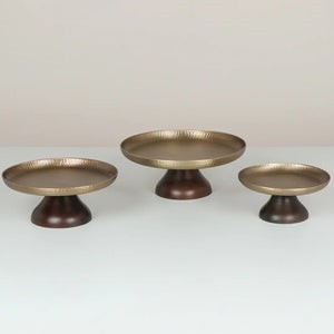 ฐานวางเค้กไม้ทรงกลมสีทองตอกลาย ราคาดีที่สุด - Product Image 6