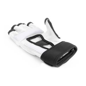 โรงงานขายส่งถุงมือเทควันโดคุณภาพสูงสำหรับฝึกศิลปะการต่อสู้ ป้องกันนิ้วครึ่ง ทำจากหนัง ป้องกันรังสียูวี - Product Image 4