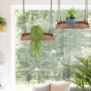 Plateau de suspension rustique en bois avec chaînes métalliques pour plantes et fleurs d'intérieur et d'extérieur - Product Image 3