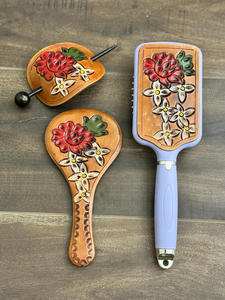 Elegante cuero hecho a mano Real Tooled 3 piezas Vanity Sets Designer Hair Brush Hand Mirror & Hair Stick Travel Luxury Vanity Sets - Product Image 4