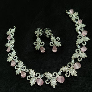 Conjunto de joyería nupcial de diamante americano clásico, collar y pendientes de dos piezas para boda, estilo clásico de moda - Product Image 1