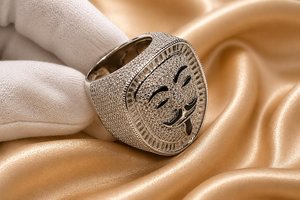 Anillo Iced Out de Plata de Ley 925 con Diamantes de Moissanita VVS, Anillo de Lujo Bling Hip Hop para Unisex, Ideal para Fiestas - Product Image 2