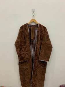 Kimono largo de terciopelo bordado Suzani, bata Suzani larga, chaqueta floral de invierno, chaqueta tipo Duster para mujer, abrigo tipo kimono, regalo para ella - Product Image 3