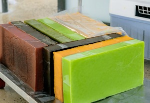 สบู่ธรรมชาติคุณภาพดีส่งออกได้ในราคาถูก - Product Image 1