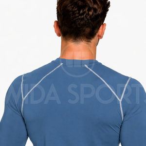 En gros T-shirt de compression de performance pour adolescents et hommes, respirant, extensible, coupe ajustée, uni ou imprimé, pour la gym, l'entraînement et le sport - Product Image 4