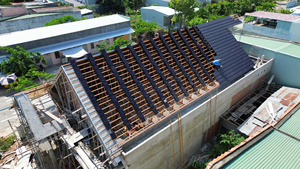 Système de charpente de toit résidentielle légère EV42.50 Eratek en acier pour bâtiment métallique, grade G550, norme JIS, tolérance de 5% - Product Image 6