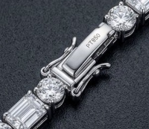 Bracelet de tennis Shravi Impex en moissanite taille émeraude, argent sterling 925, chaîne glacée, jonc unisexe, bijoux hip-hop, cadeau personnalisé - Product Image 2