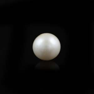 Handcrafted 6.95 Carat AA Grade Freshwater Pearl Loose Gemstone for Fine Jewelry - Product Image 1