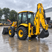 Neuer JCB 4CX Traktor-Lader-Bagger mit Frontschaufel und Heckbagger