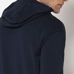เสื้อฮู้ดผู้ชายสีกรมท่า ทรงปกติ สีพื้น ผ้าถักลำลอง แขนยาว เหมาะสำหรับใส่ในฤดูใบไม้ร่วง มีวางจำหน่ายแล้ว - Product Image 5