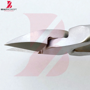 กรรไกรตัดเล็บสแตนเลสสตีลน้ำหนักเบา คมกริบ ทนทาน อุปกรณ์ทำเล็บเท้า โรงงานผลิตแบบ OEM พร้อมบรรจุภัณฑ์ที่ปรับแต่งได้ - Product Image 5