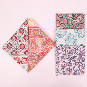 Juego de 5 Accesorios Hechos a Mano, Ligeros y Ecológicos, para el Cabello y la Muñeca, con Diseño Floral Paisley Boho - Product Image 5