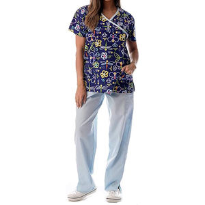 Nouvel ensemble de blouses médicales pour femmes 2025 – Haut à col fendu et manches courtes, pantalon cargo à cordon de serrage, respirant, en spandex, pour le personnel infirmier et chirurgical - Product Image 6