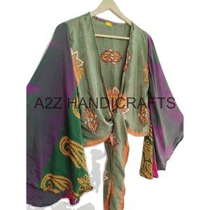 Robe en soie multicolore Vêtements d'été Mode et haut Sari Silk Beach Summer Wear Robe courte Manches gigots - Product Image 1