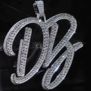 Colgante de Letra de Moissanita Helada, Plata de Ley 925 Bañada en Rodio, Inicial Cursiva, Corte Brillante, Estilo Hip Hop para Fiesta - Product Image 3