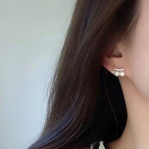 Boucles d'oreilles en argent S925, élégantes, douces, en perles d'eau douce, bijoux personnalisés, luxe léger - Product Image 1