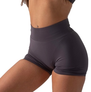 Vente en gros de shorts de gym pour femmes taille haute personnalisés grande taille mode Streetwear motif solide élastique pour l'entraînement de fitness - Product Image 1