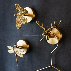 Crochets muraux élégants en laiton de style ancien avec gravure élégante pour les murs du salon ou la fonctionnalité du couloir - Product Image 6