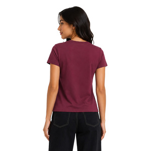 Chemise brodée pour femme, personnalisable, coupe classique, manches courtes, 100% coton, toutes saisons, style streetwear décontracté, impression DTG - Product Image 2