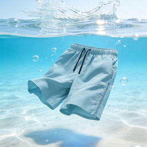 Shorts décontractés en tissu lisse, confortables pour l'été, avec un matériau léger et une sensation de détente - Product Image 2