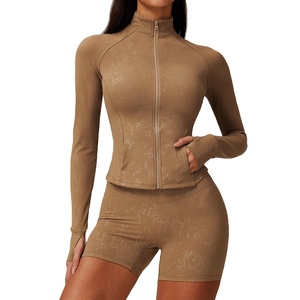 ชุดลำลองสองชิ้นสำหรับผู้หญิง ผ้าแคนวาสเนื้อผ้าฝ้าย 100% ทรงปกติ กางเกงขาสั้นออกกำลังกาย เสื้อยืด - Product Image 5