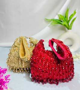 Pochette de soirée magnétique brodée style bohème unique, design fantaisie avec doublure en perles - Product Image 2