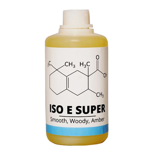 Matière première de parfum ISO E Super de qualité industrielle pour la parfumerie, les mélanges d'aromathérapie et l'utilisation en parfumerie – Fournisseur en gros - Product Image 2