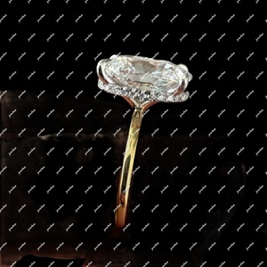 Bague la plus vendue pour femmes, avec une finition raffinée, idéale pour les mariages, les fiançailles et les soirées. Disponible pour l'exportation. - Product Image 1